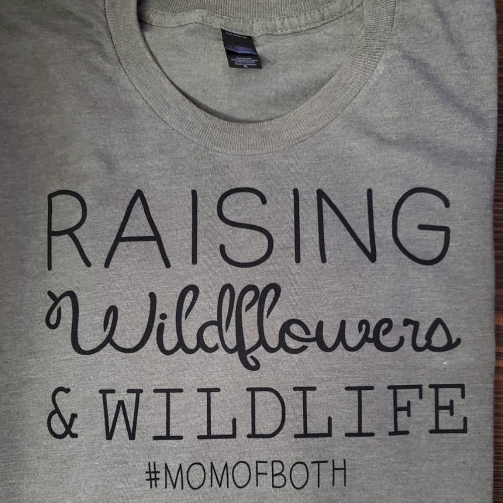 Tee shirt